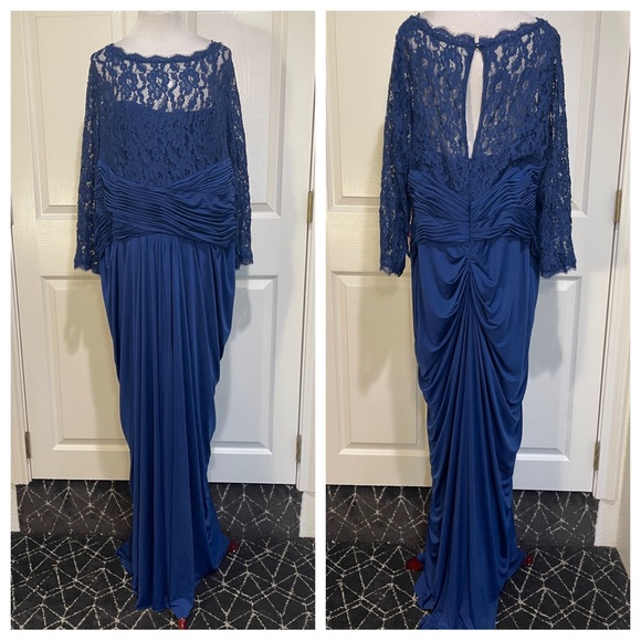 NWT! Adrianna Papell navy lace gown - Picture 2 of 10